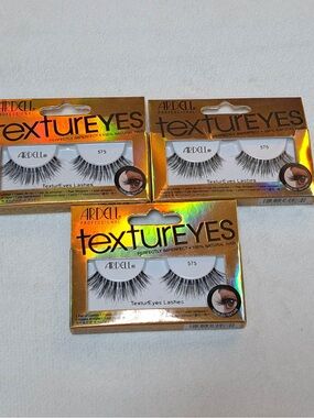 Ardell TexturEyes 575 false eyelashes featuring a tousled, natural-hair texture